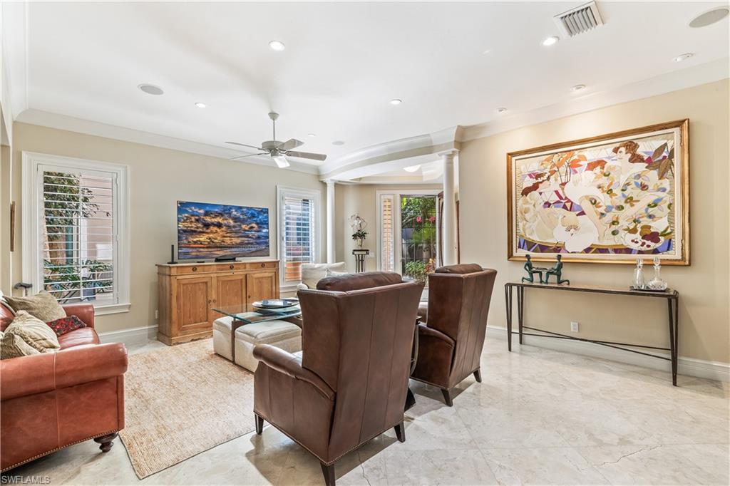 645 Via Mezner VIA # 804