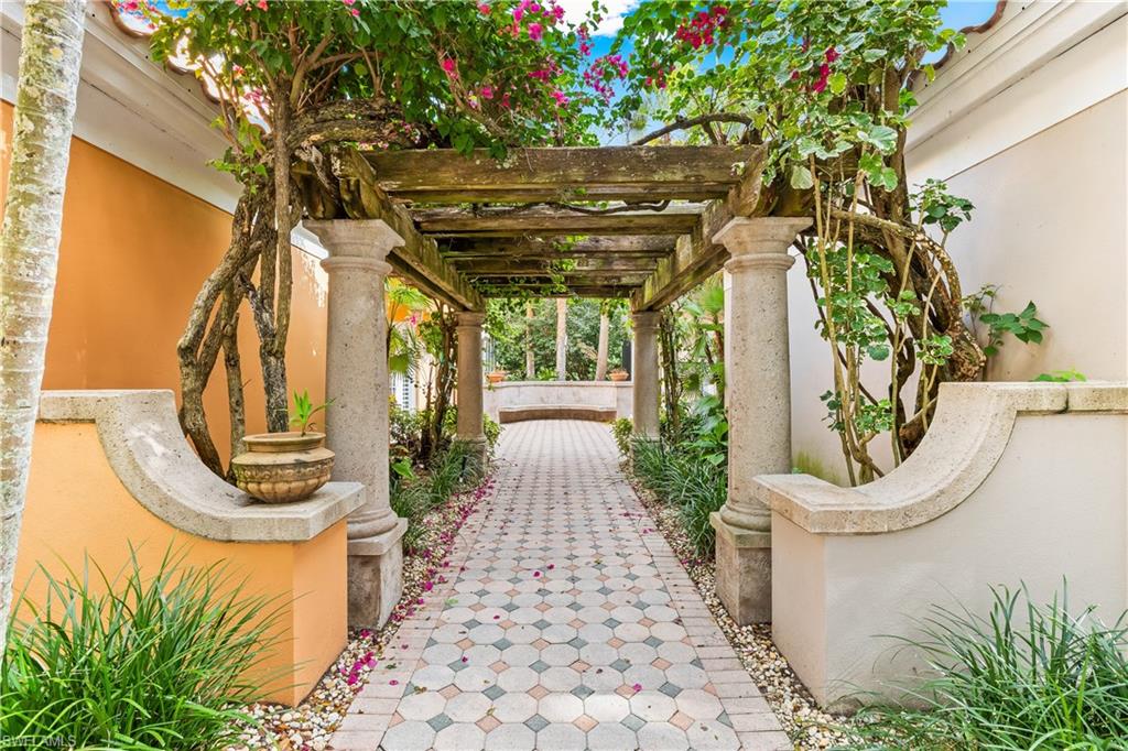 645 Via Mezner VIA # 804