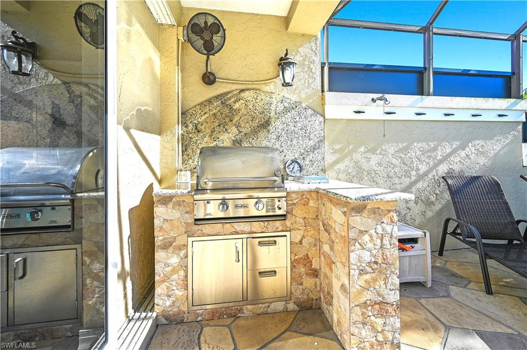 3471 Riviera Lakes CT