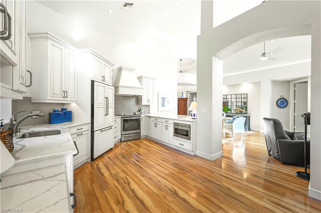 3471 Riviera Lakes CT