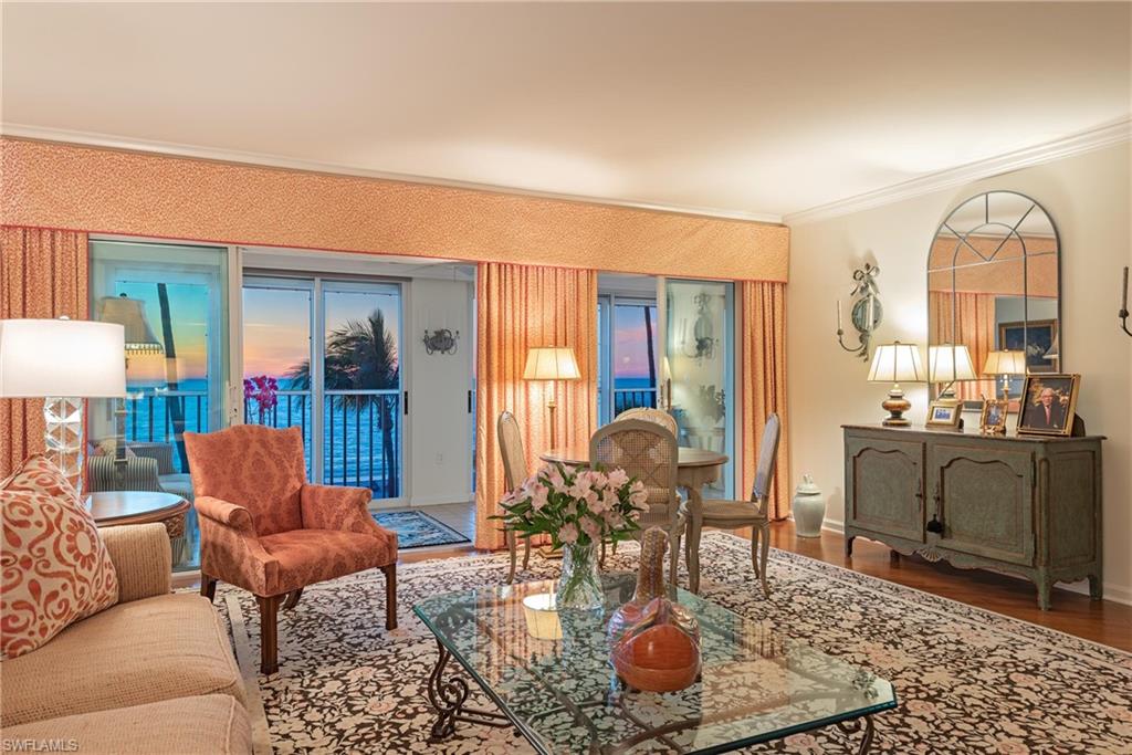 3377 Gulf Shore BLVD N # 2A