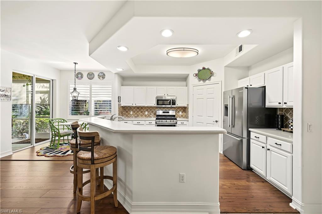 2028 Tarpon Bay DR N # 102