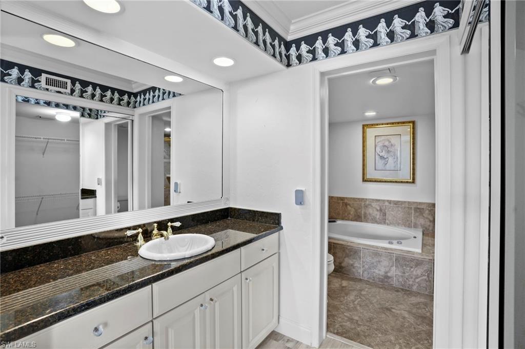 340 Horse Creek DR # 307