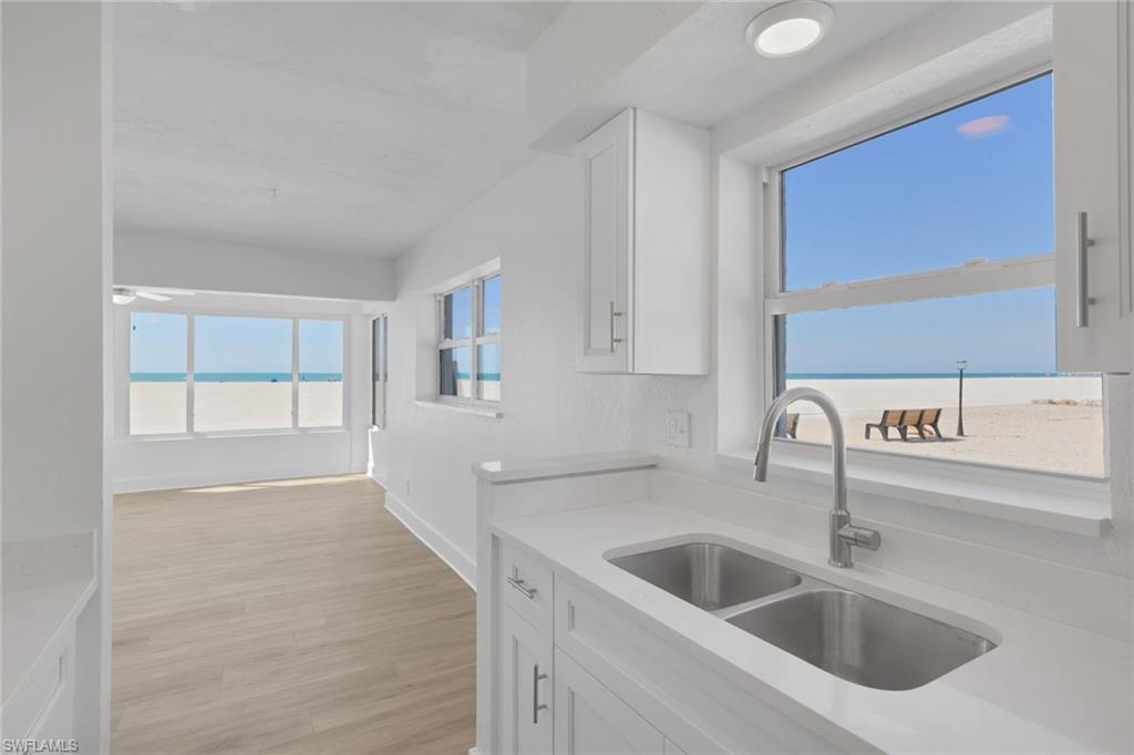 6500 Estero BLVD # D123