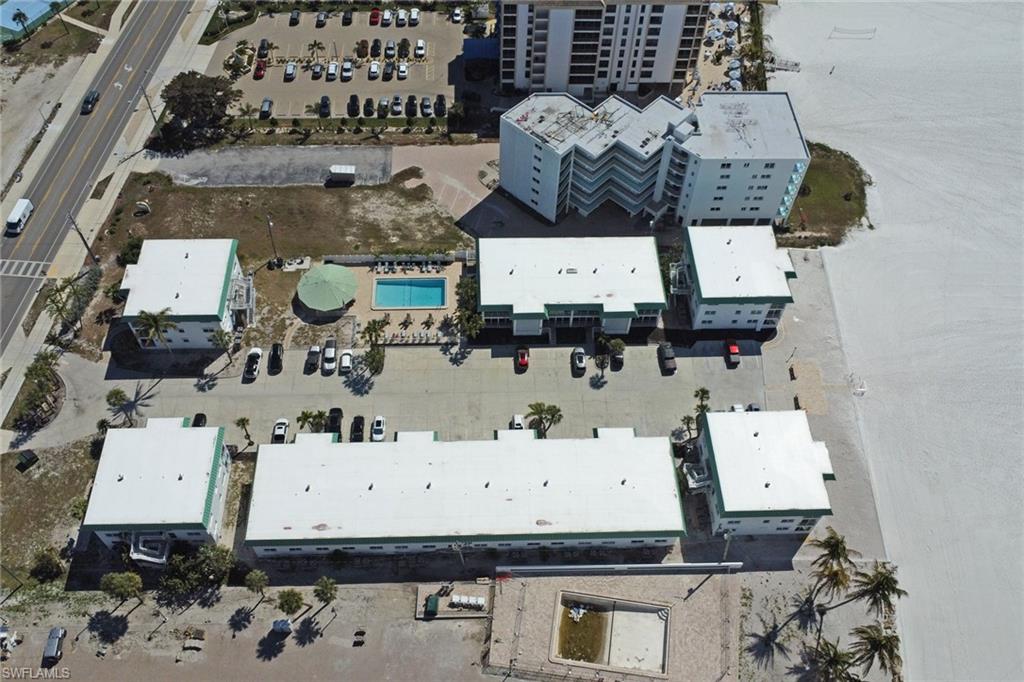 6500 Estero BLVD # D123