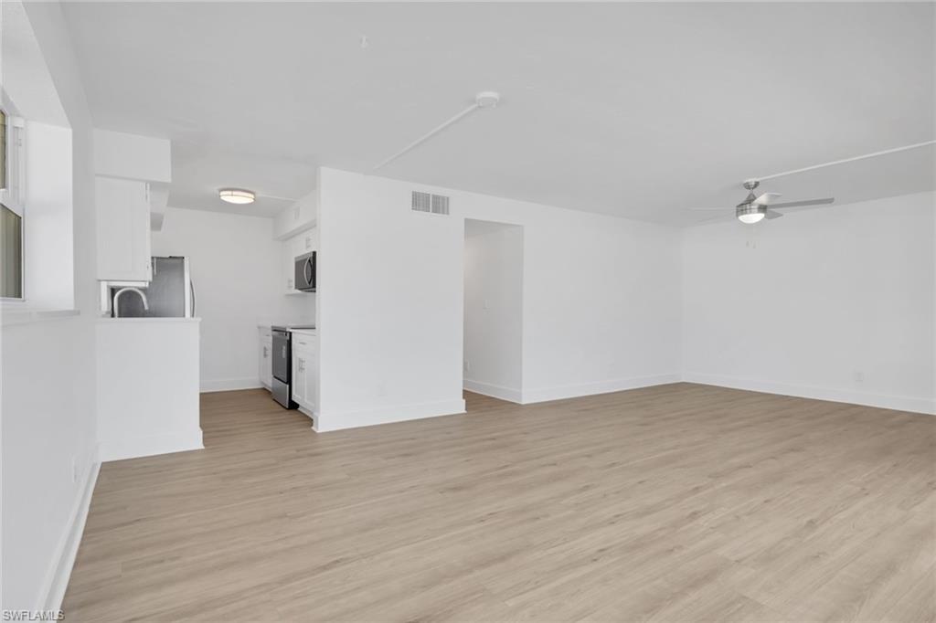 6500 Estero BLVD # D123