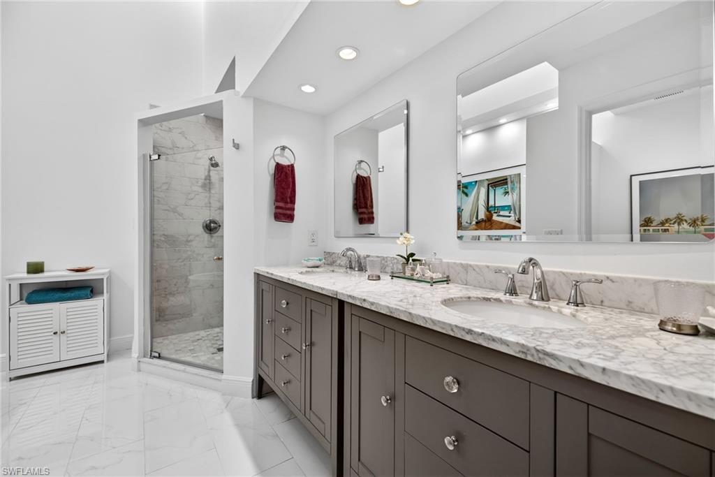 344 Edgemere WAY N # 33