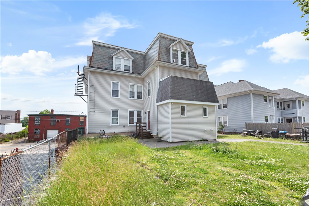 584 N North Main Street