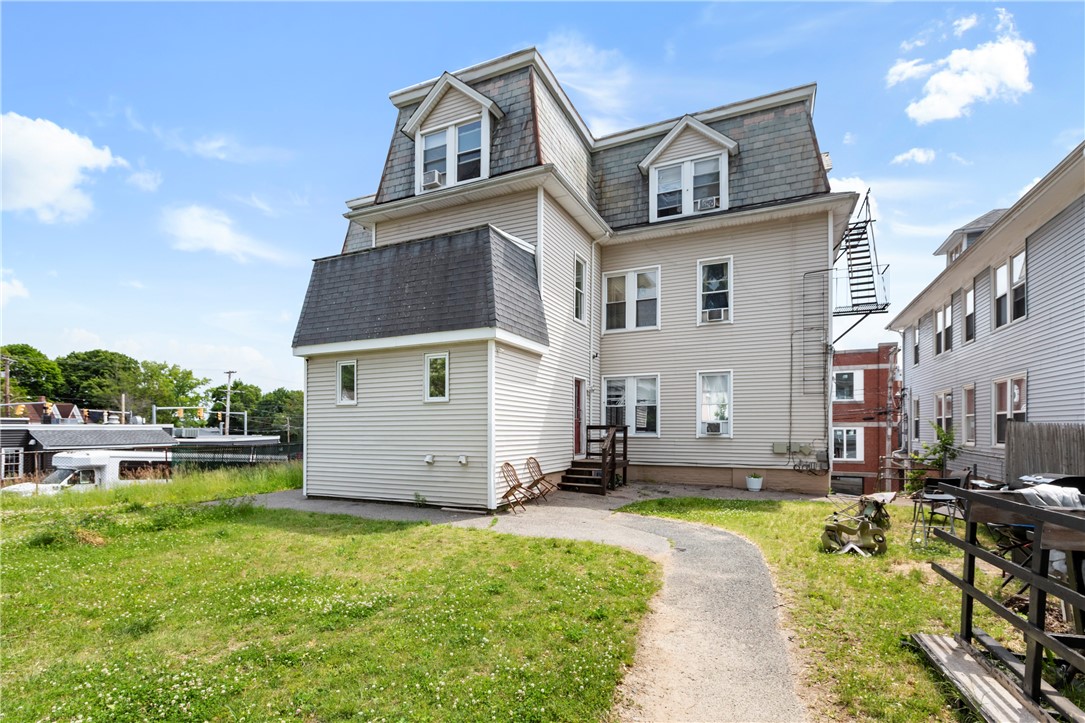 584 N North Main Street