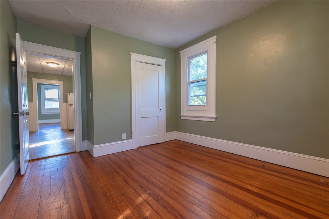 414 Rathbun Street 6