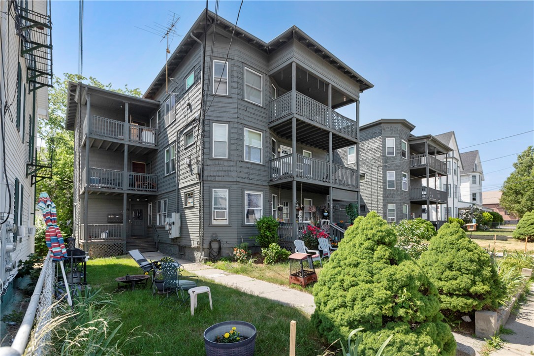 420 Rathbun Street 12