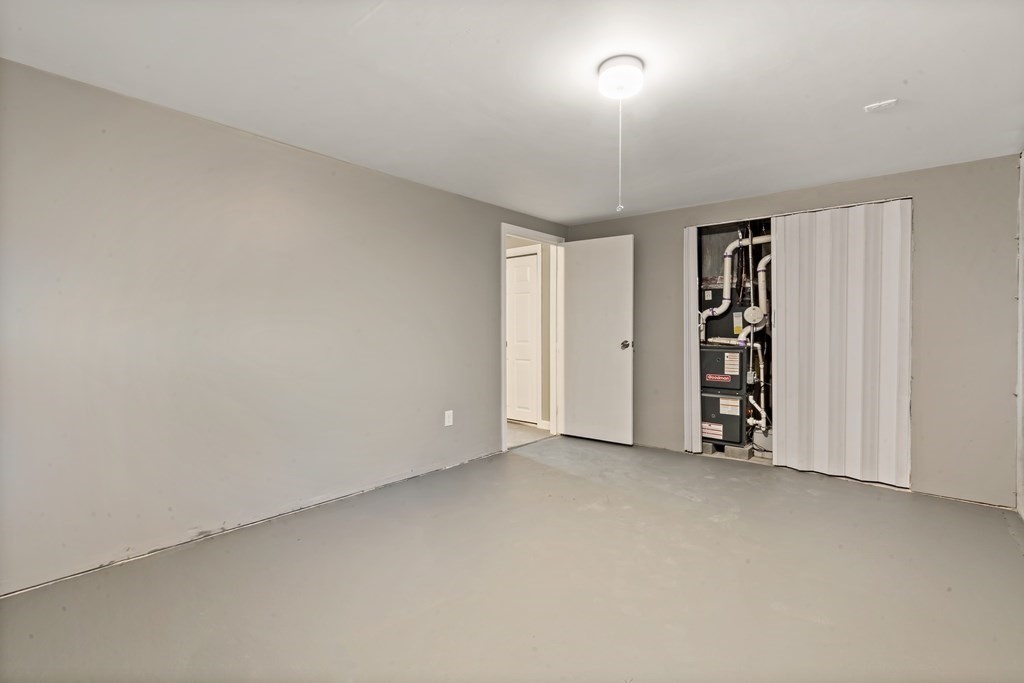140 N Main St # 7B