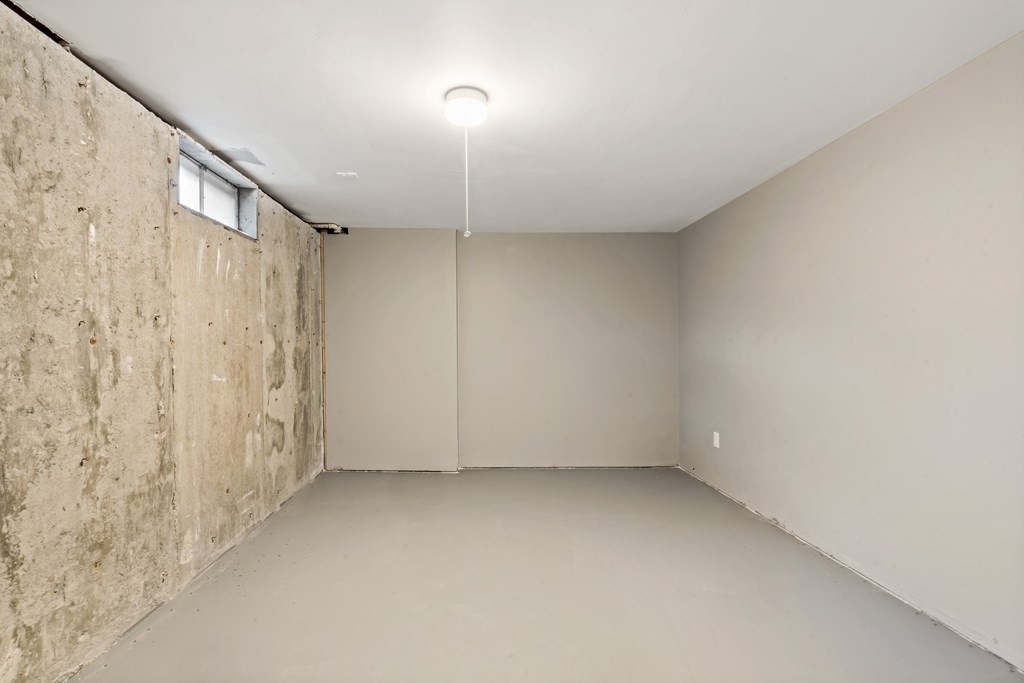 140 N Main St # 7B
