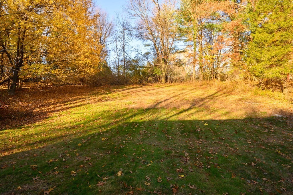1 Pinegrove Rd