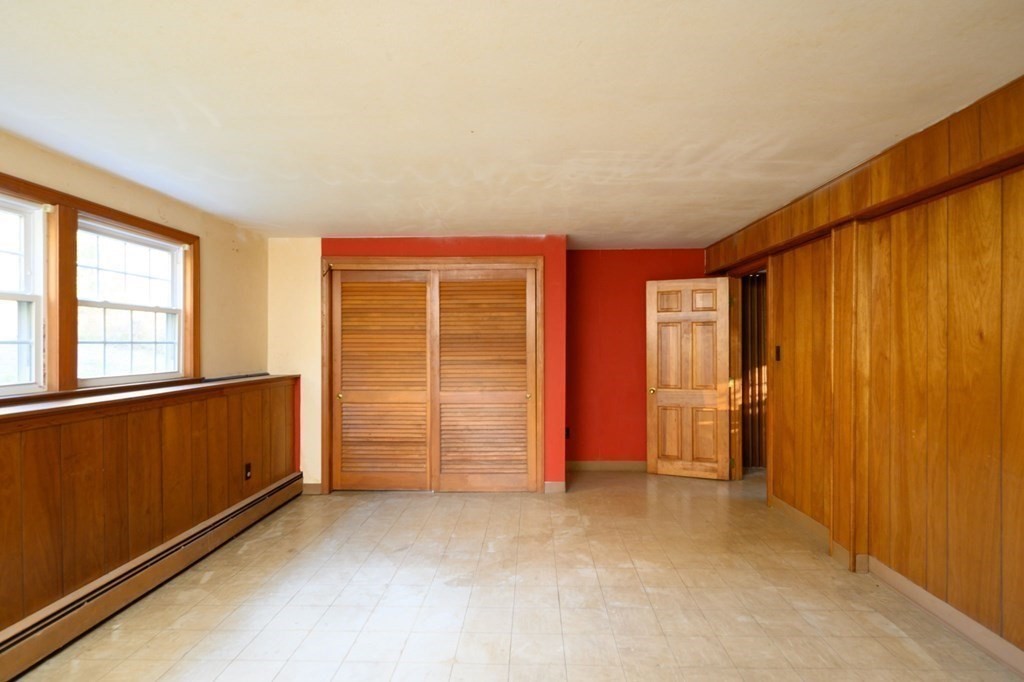 1 Pinegrove Rd