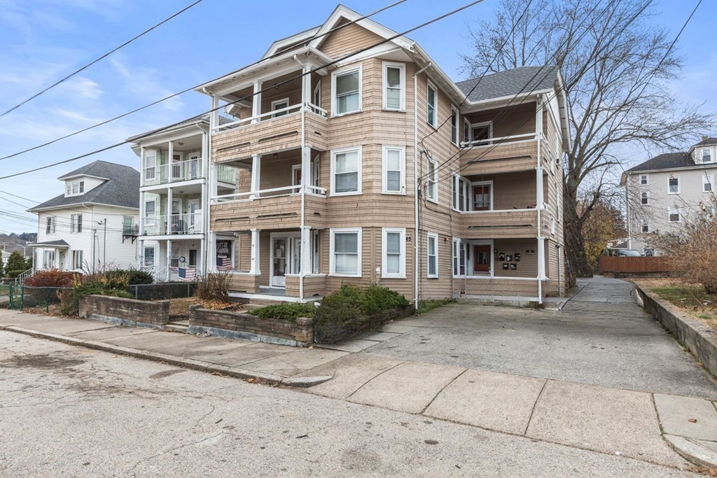 45 Read Ave