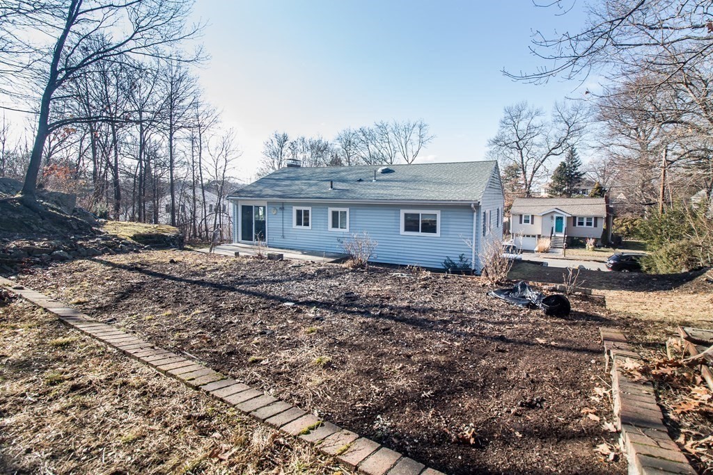 3 Hilltop Ave