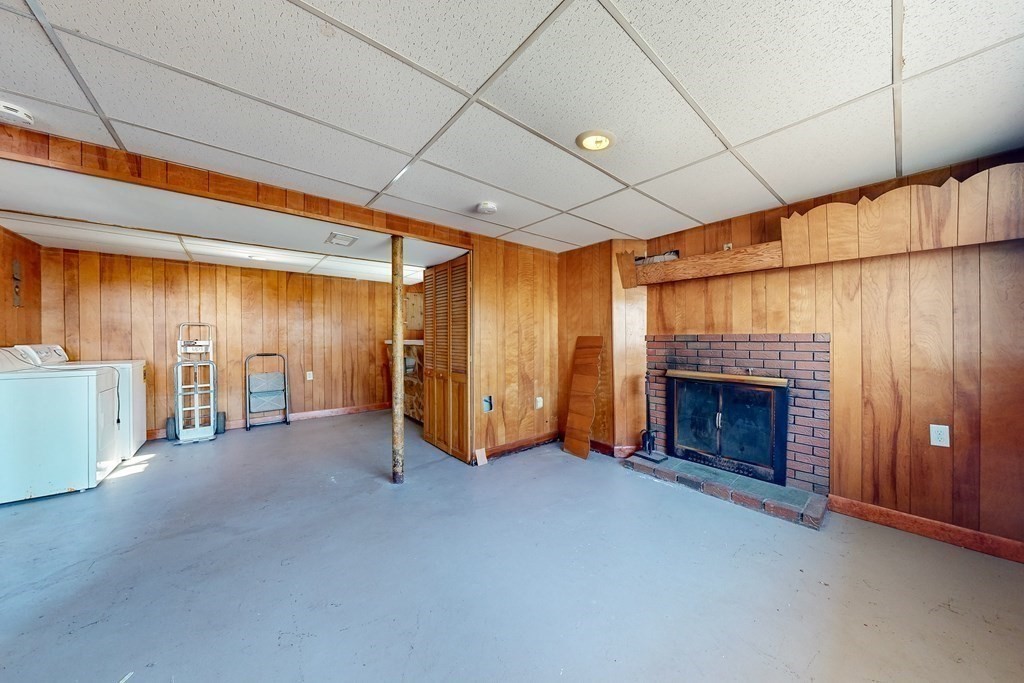 3 Hilltop Ave