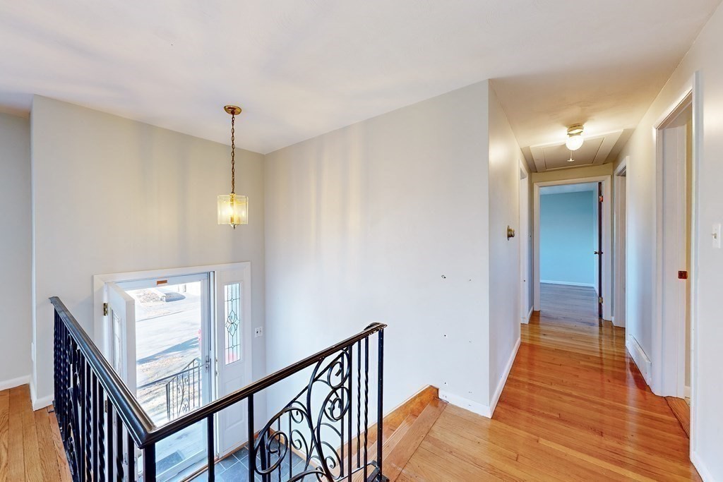3 Hilltop Ave