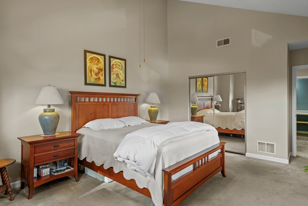 9 Manor House Ln # 27A