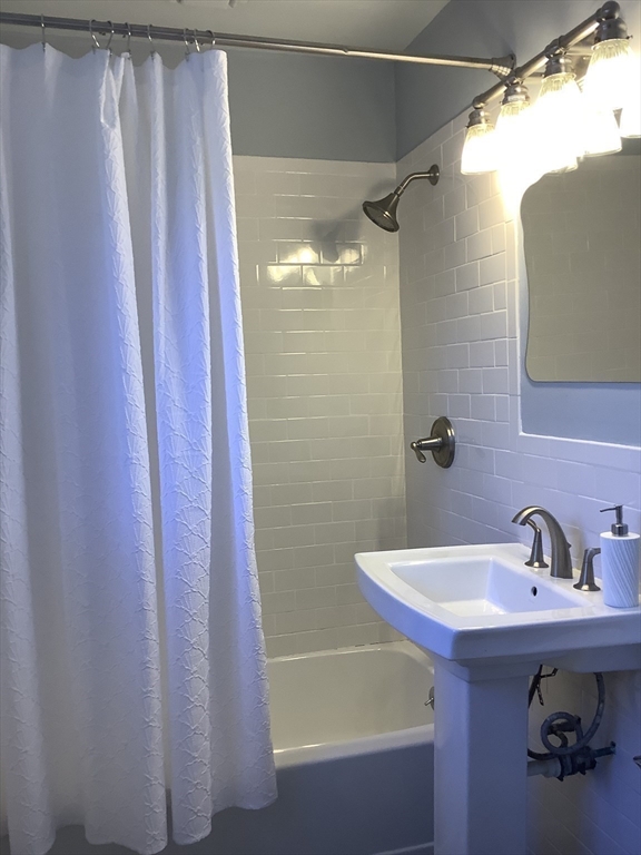 18 Bayberry Drive # 4