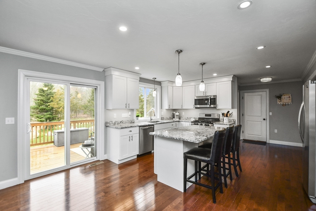 40 Excalibur Way