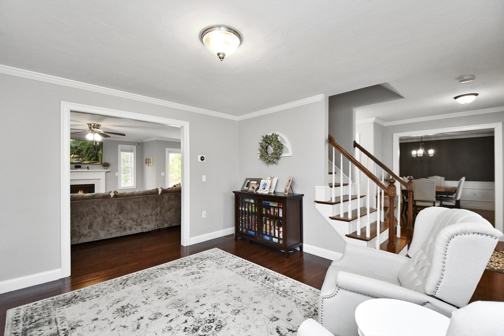 40 Excalibur Way