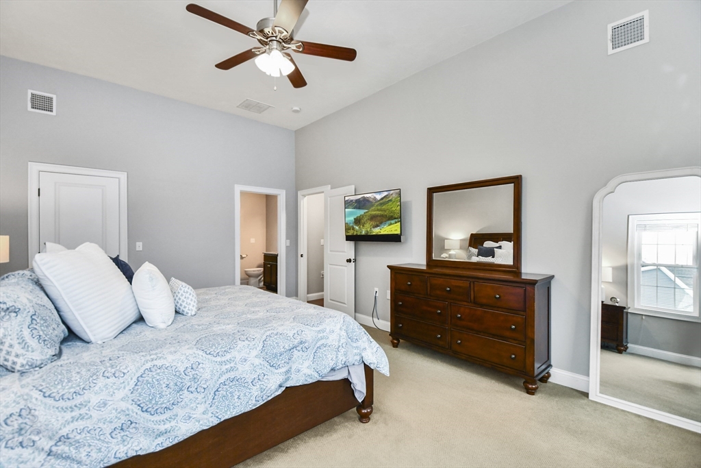 40 Excalibur Way