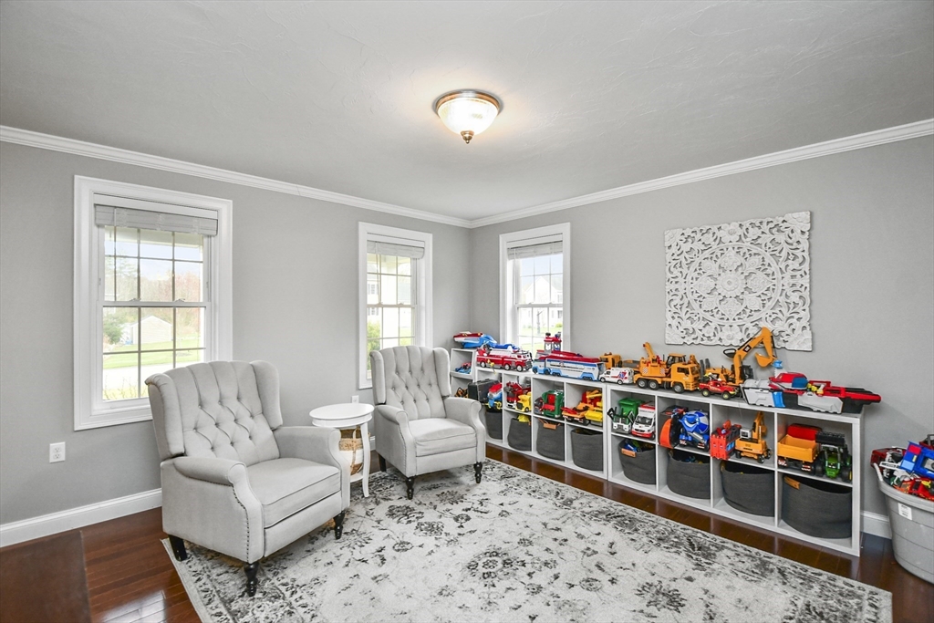 40 Excalibur Way