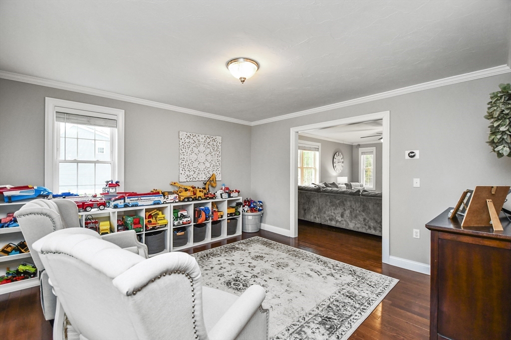 40 Excalibur Way