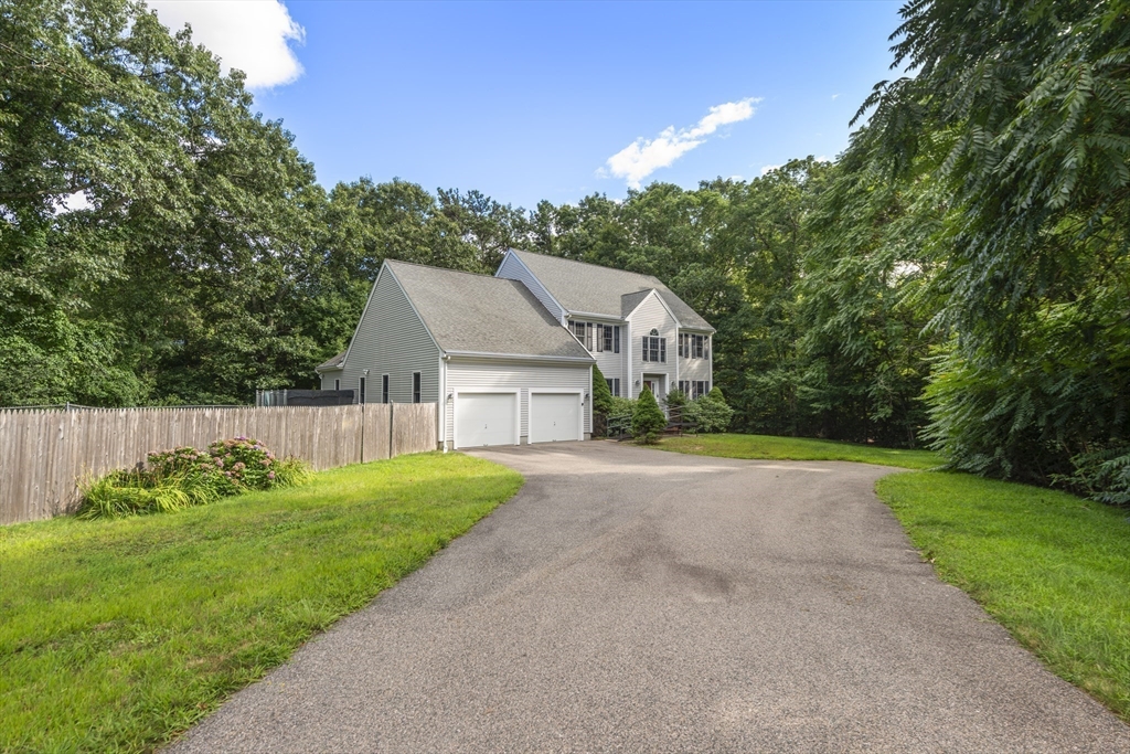 8 Burnt Bridge Rd