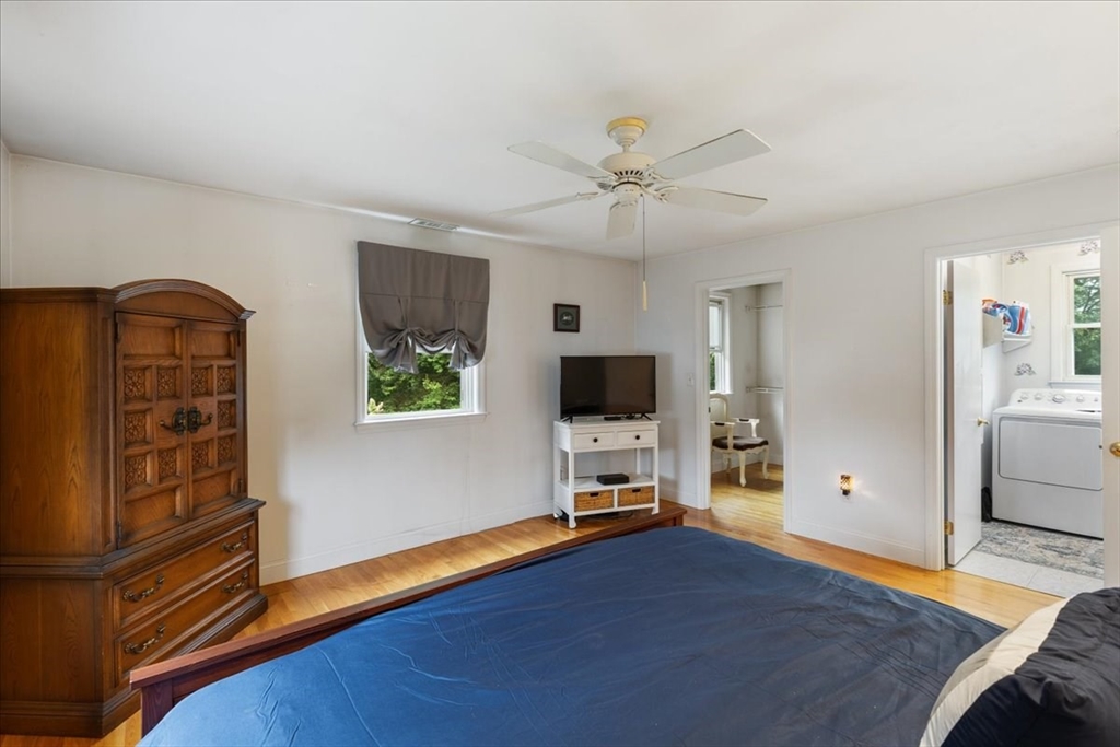 9 Georgia Dr