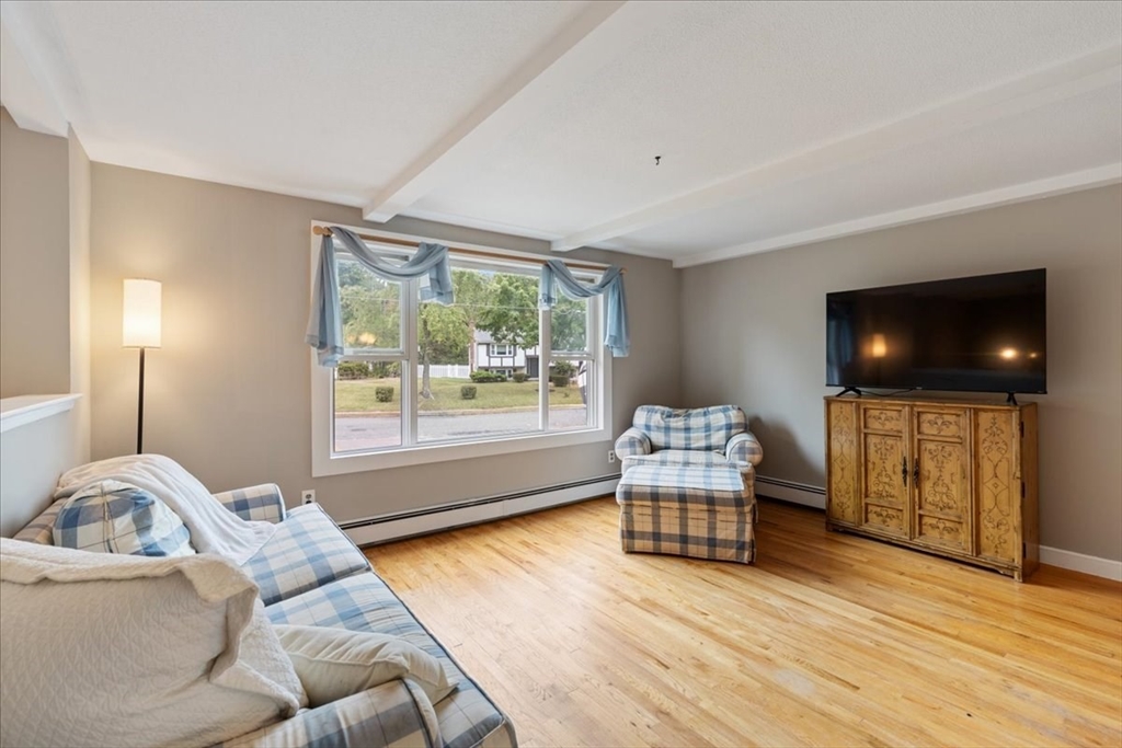 9 Georgia Dr