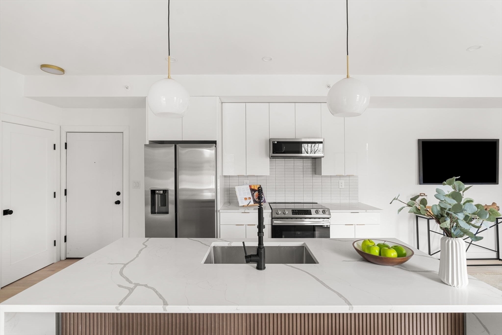 122 Washington Street # 23