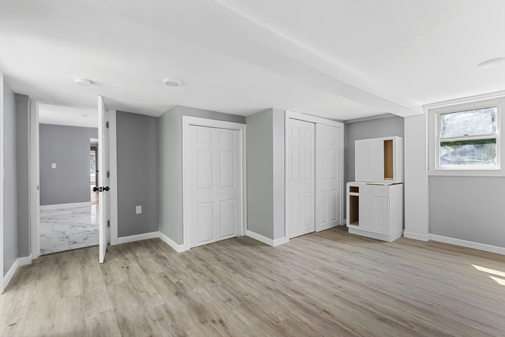40 Bedford St