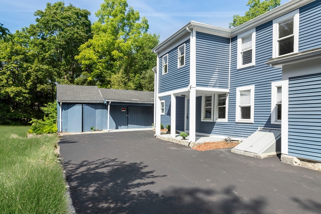 40 Bedford St