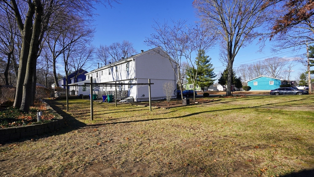 40 Lawn St