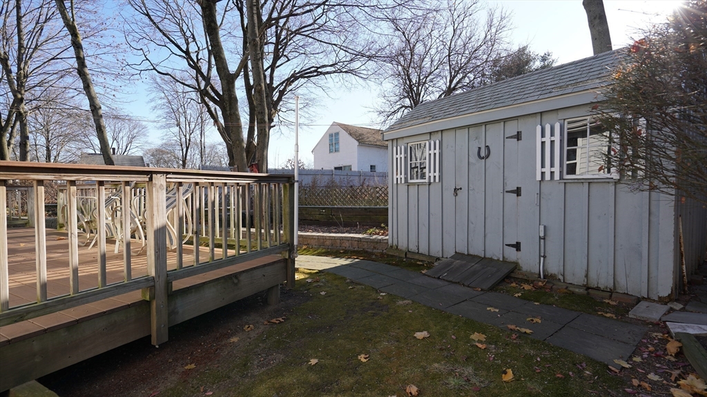 40 Lawn St