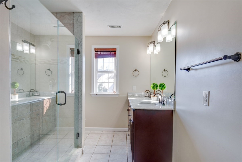 48 Zain Cir # 48