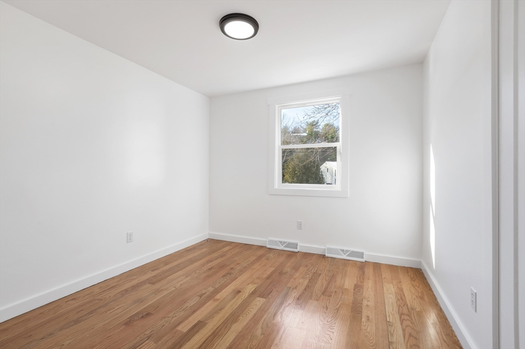 11 Adams St