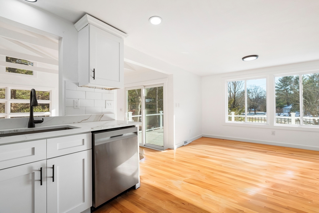 11 Adams St