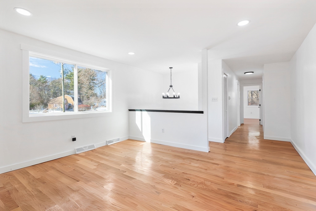 11 Adams St
