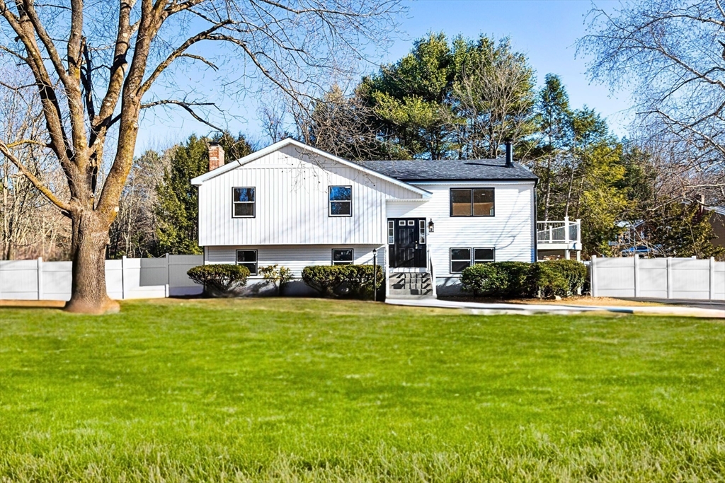 11 Adams St