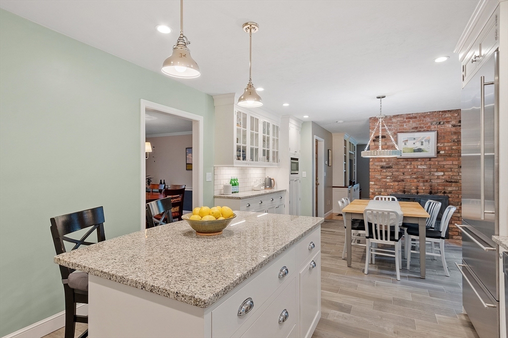 15 Saxon Ln