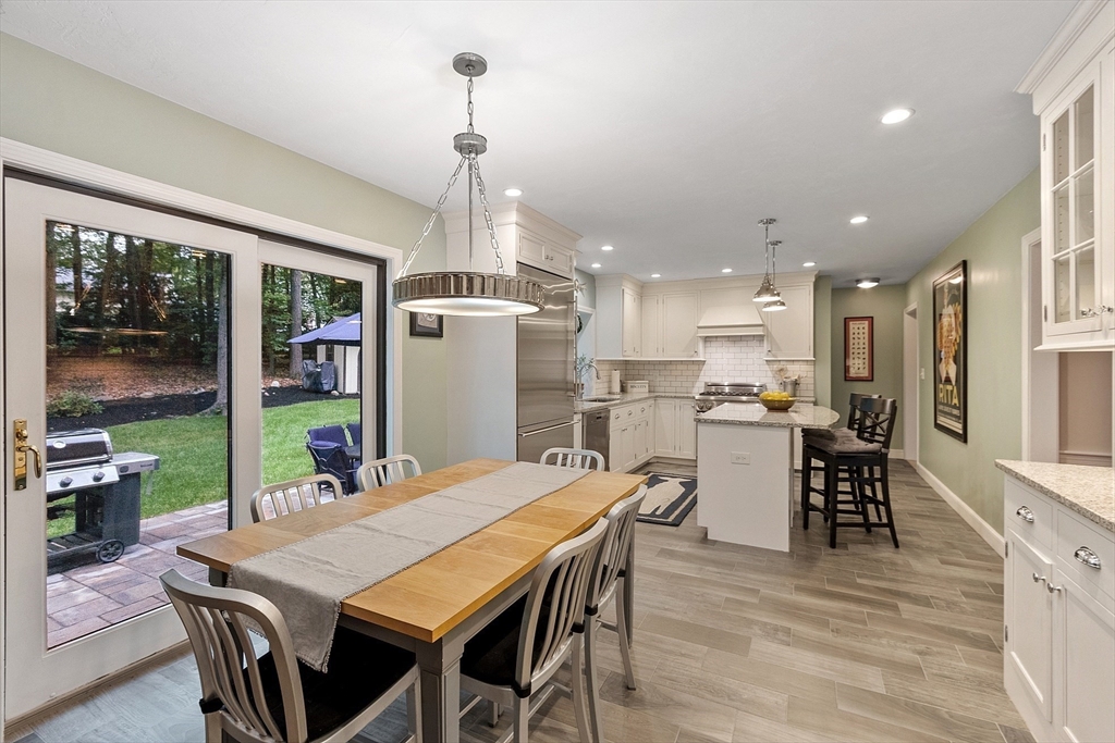 15 Saxon Ln