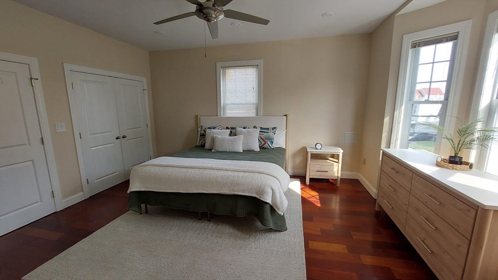 28 Woodbine St