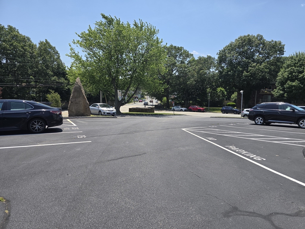 17 Skyline Dr # 3
