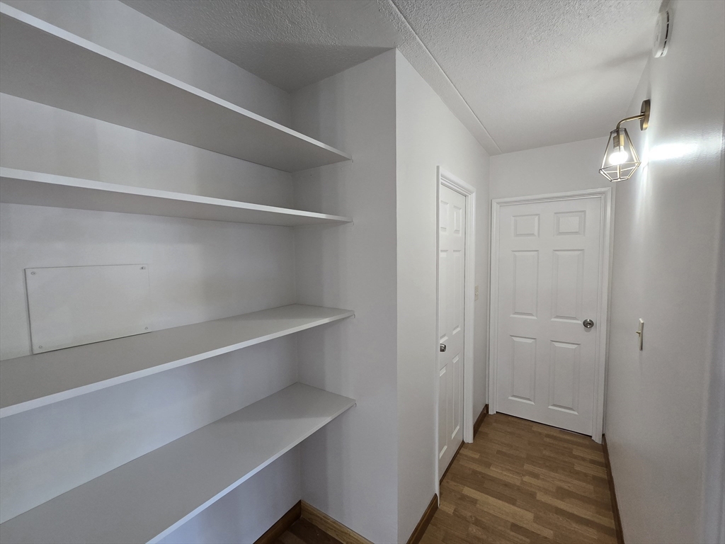 17 Skyline Dr # 3