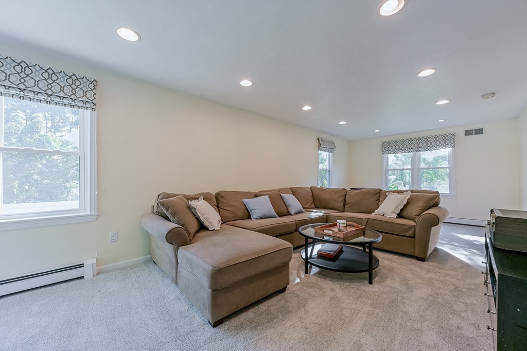 91 Scout Ln
