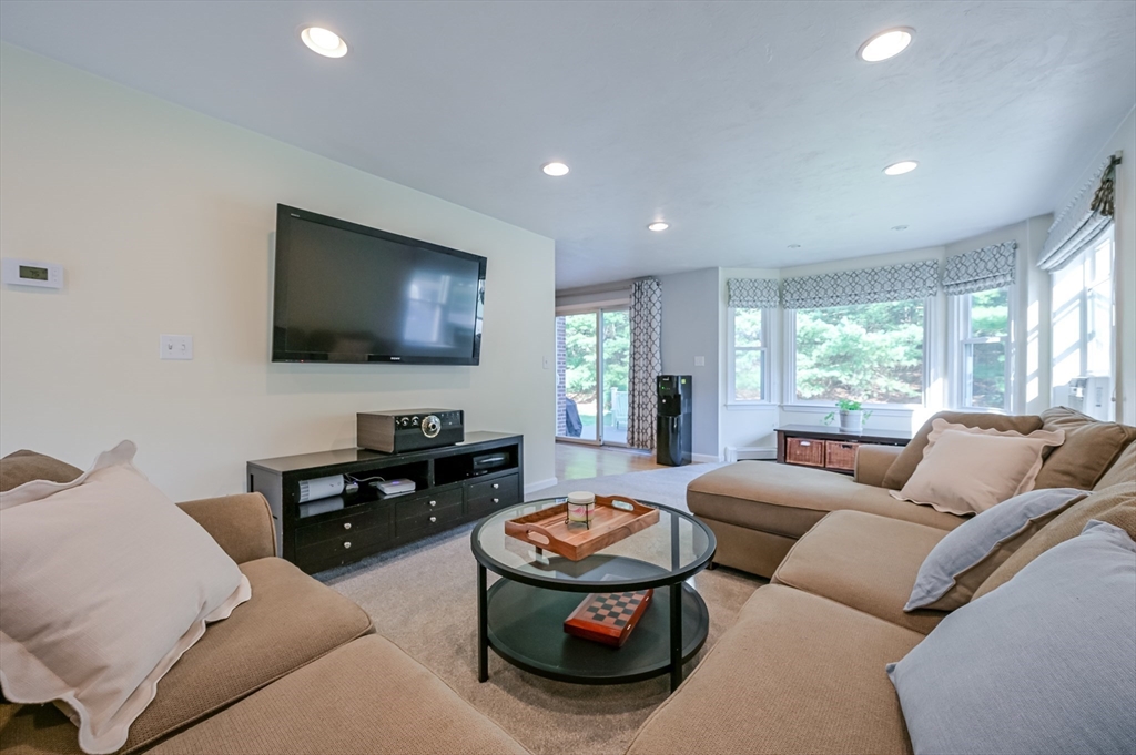 91 Scout Ln